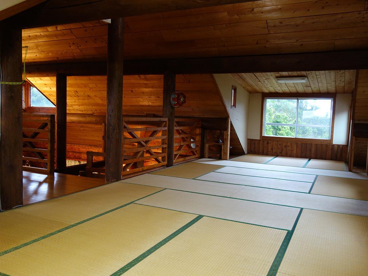 Log Pension Izumigamori Motobu Exterior foto